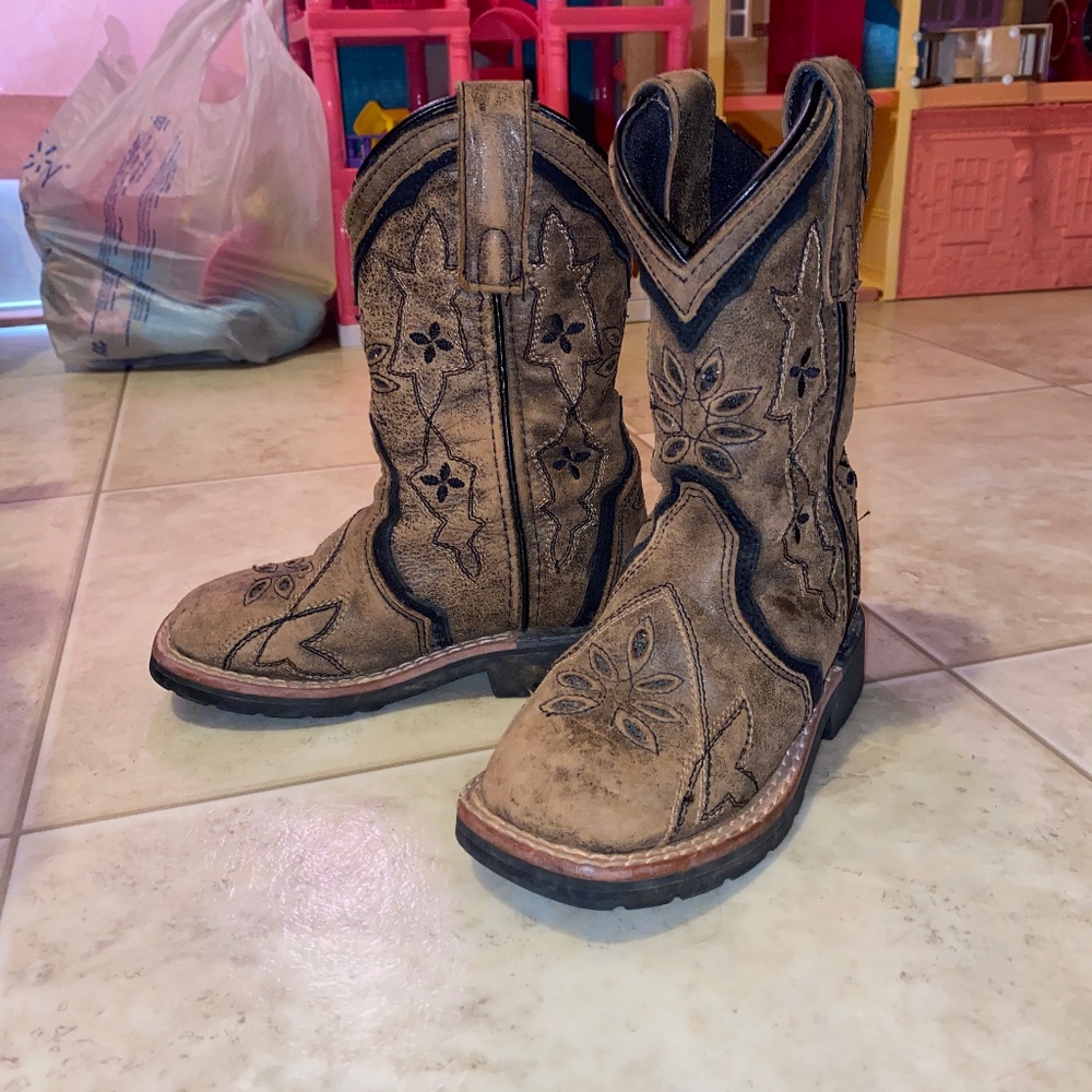 Dan Post little girl boots !